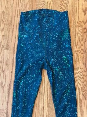 ATHLETA Ultimate Stash Pocket Splat Capri